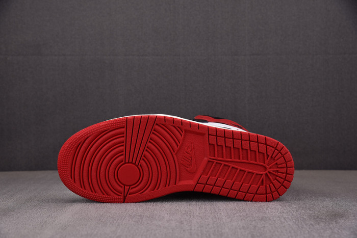 Air Jordan 1 High OG Black Toe Reimagined DZ5485-106