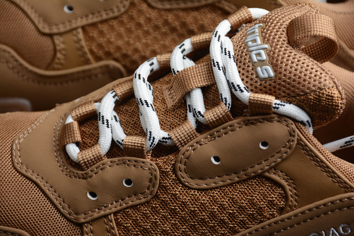 triples trainer clear sole sneakers 3000020