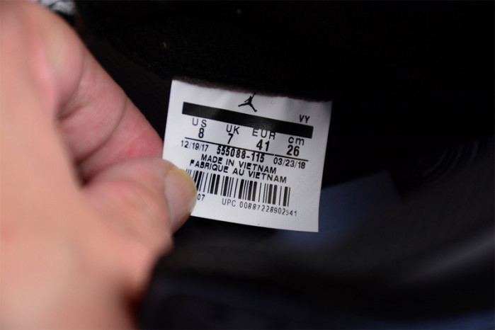 air jordan 1 retro high og "blue moon" 555088-115