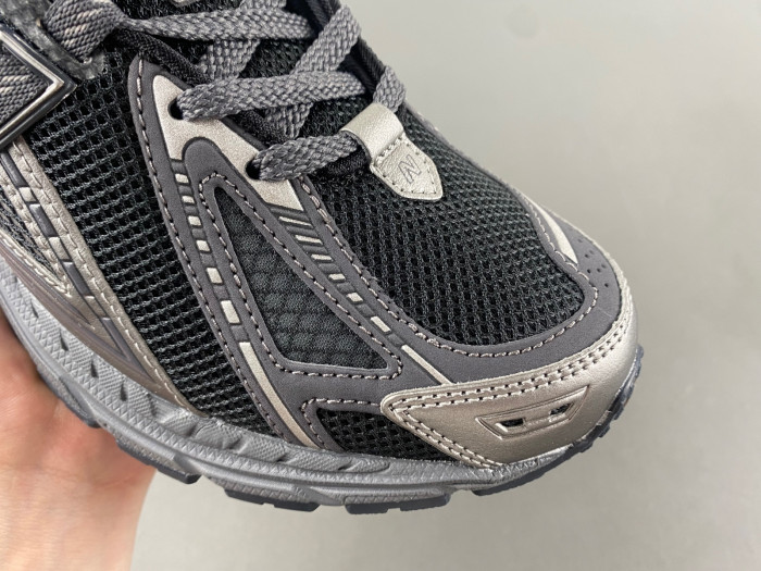 NEW BALANCE 1906R NB000040