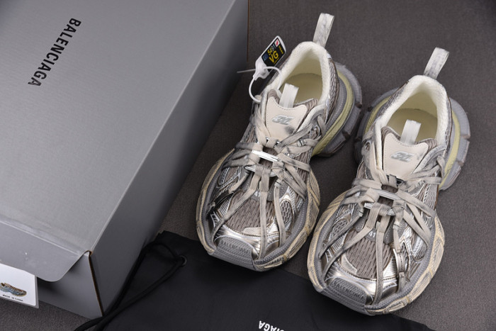 SNEAKER 3XL 31000039