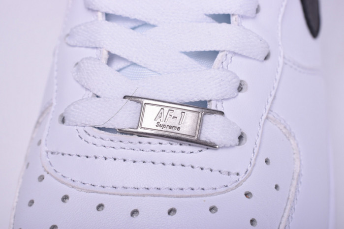 nike S*p*e air force 1 one high white world famous 698696-100
