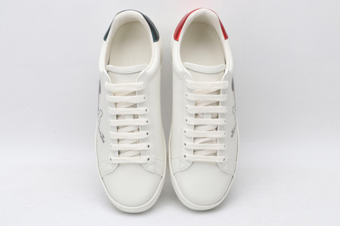 G*u*i* trainer sneaker68