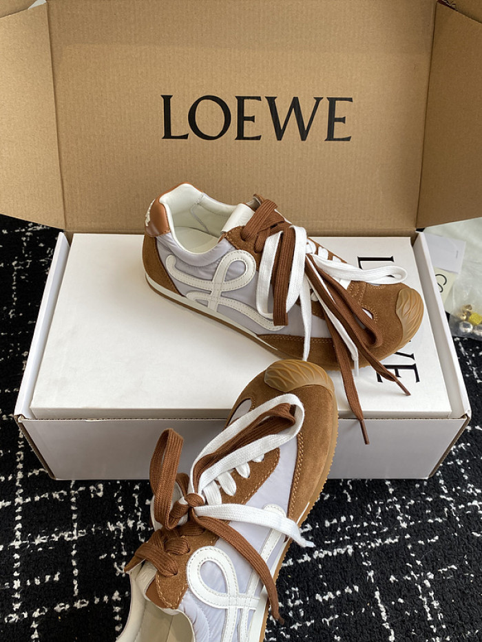 L0EWE Sneakers LW1000011