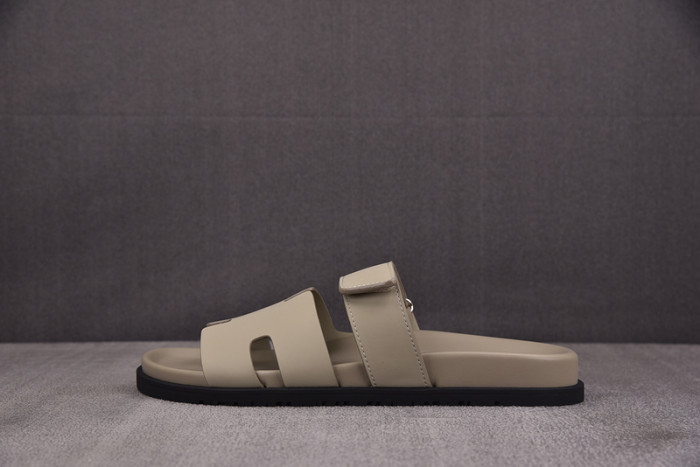 Herme* Sandal108